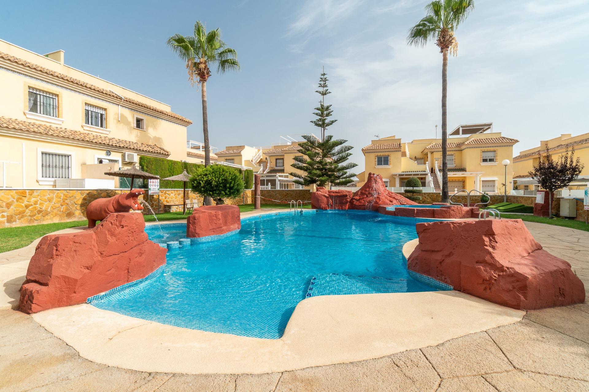 For sale - 2 Bedroom 2 Bathroom Ground Floor in Villamartin - Los Dolses  - Alicante