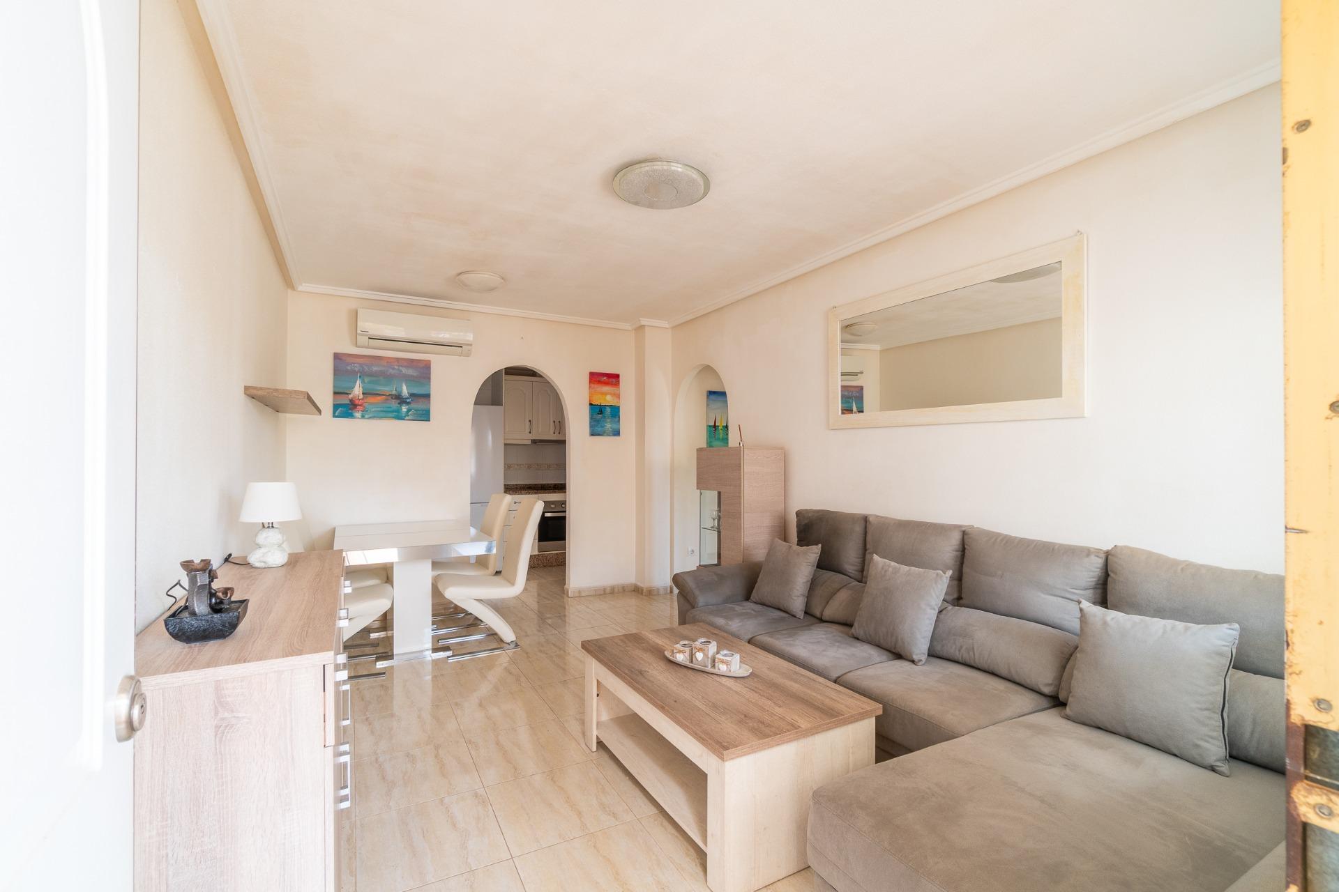 For sale - 2 Bedroom 2 Bathroom Ground Floor in Villamartin - Los Dolses  - Alicante