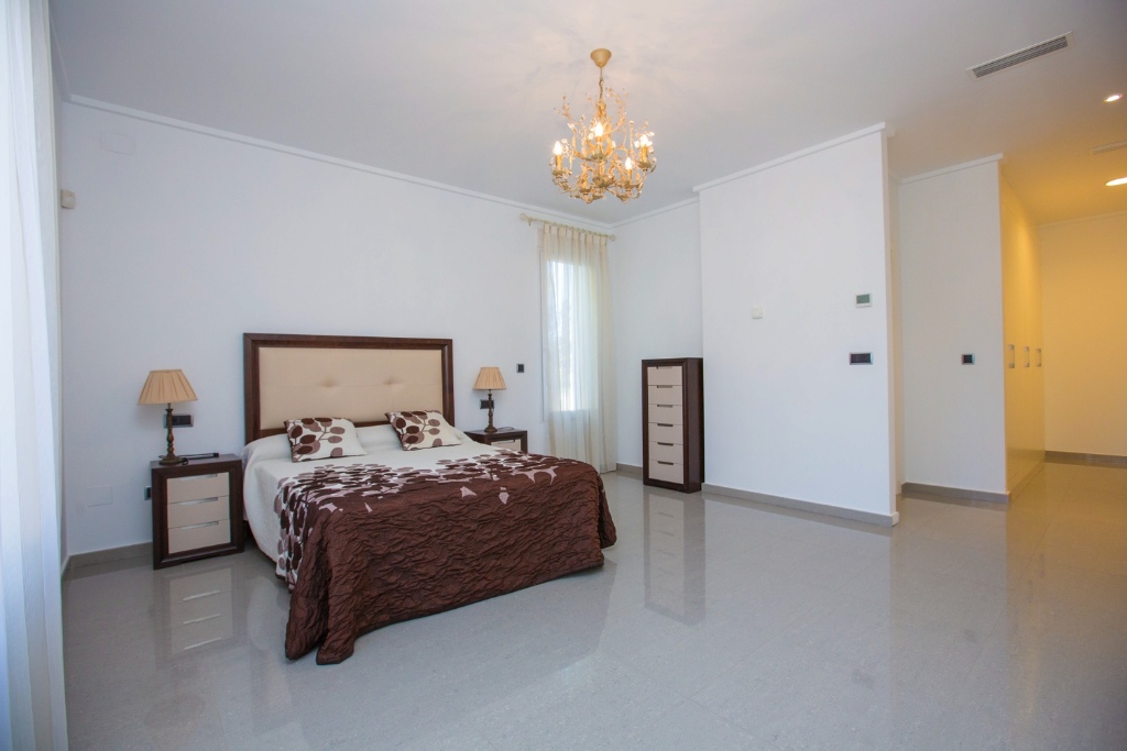 For sale - 4 Bedroom 5 Bathroom Villa in Cabo Roig - Cabo Roig  - Alicante