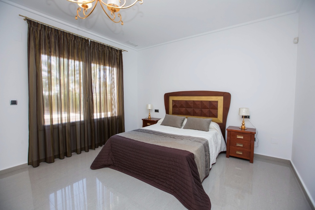 For sale - 4 Bedroom 5 Bathroom Villa in Cabo Roig - Cabo Roig  - Alicante