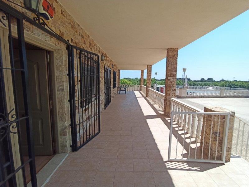 For sale - 6 Bedroom 4 Bathroom Village house in San Miguel De Salinas - San Miguel De Salinas  - Alicante