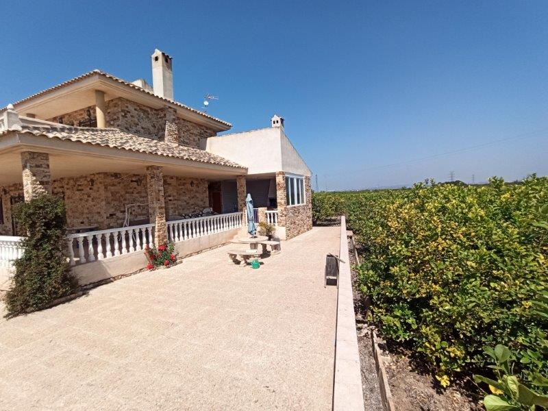 For sale - 6 Bedroom 4 Bathroom Village house in San Miguel De Salinas - San Miguel De Salinas  - Alicante
