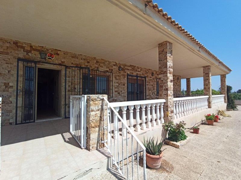 For sale - 6 Bedroom 4 Bathroom Village house in San Miguel De Salinas - San Miguel De Salinas  - Alicante