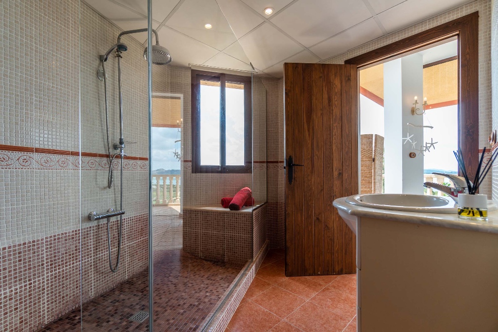 For sale - 5 Bedroom 4 Bathroom Villa in Orihuela-Costa - Orihuela Costa  - Alicante