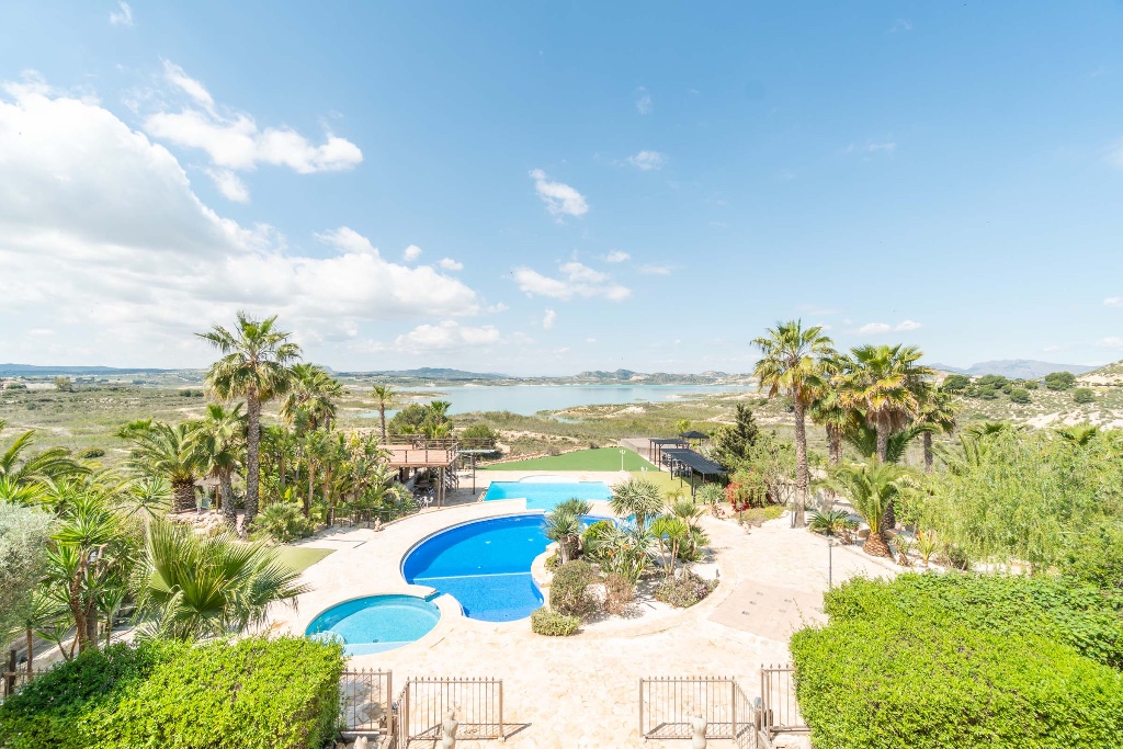 For sale - 5 Bedroom 4 Bathroom Villa in Orihuela-Costa - Orihuela Costa  - Alicante