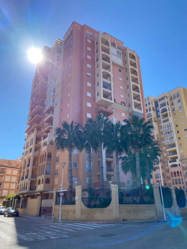 For sale - 3 Bedroom 2 Bathroom Apartament in Torrevieja - Torrevieja  - Alicante