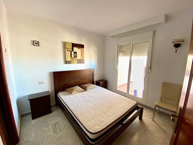For sale - 3 Bedroom 2 Bathroom Apartament in Torrevieja - Torrevieja  - Alicante
