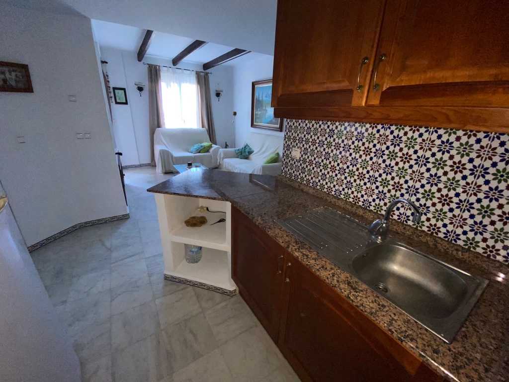 For sale - 3 Bedroom 2 Bathroom Apartament in Torrevieja - Torrevieja  - Alicante