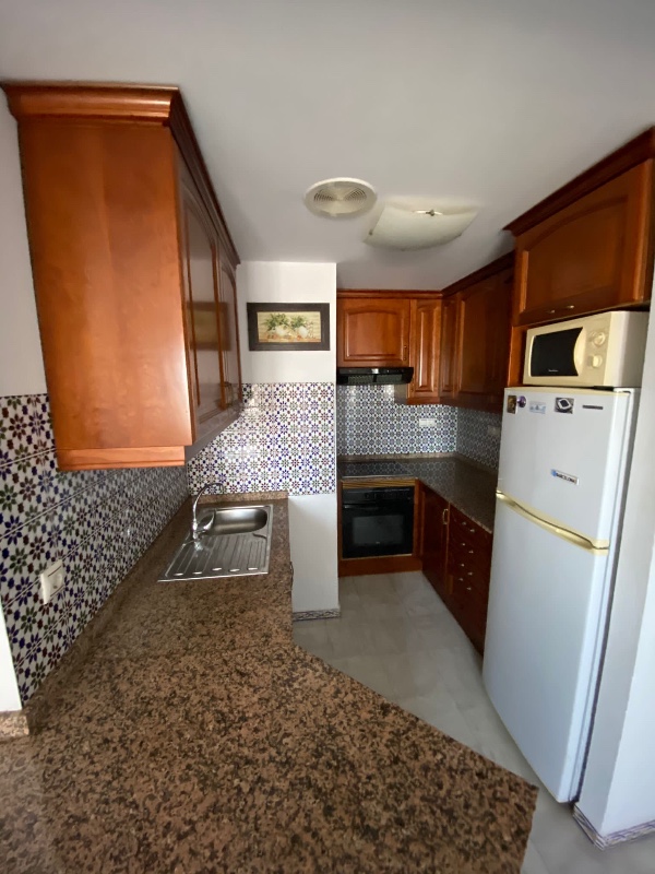 For sale - 3 Bedroom 2 Bathroom Apartament in Torrevieja - Torrevieja  - Alicante