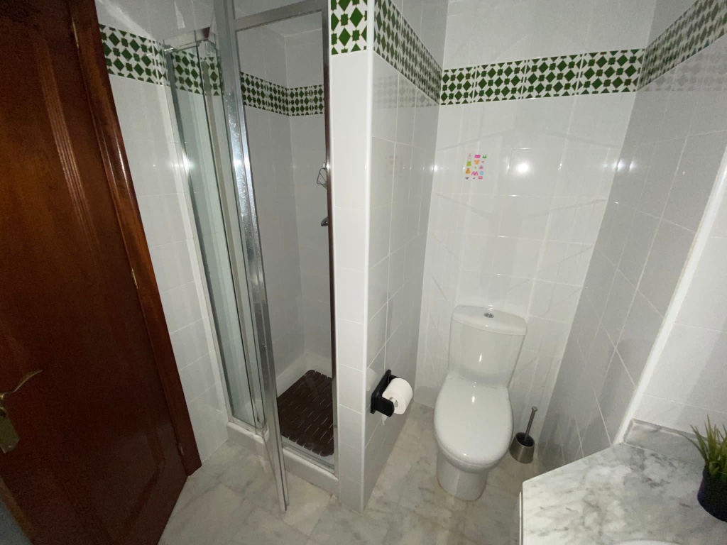 For sale - 3 Bedroom 2 Bathroom Apartament in Torrevieja - Torrevieja  - Alicante