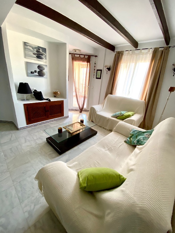 For sale - 3 Bedroom 2 Bathroom Apartament in Torrevieja - Torrevieja  - Alicante