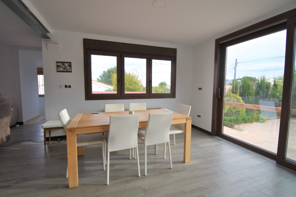 For sale - 4 Bedroom 2 Bathroom Villa in Pinar De Campoverde - Pinar De Campoverde  - Alicante
