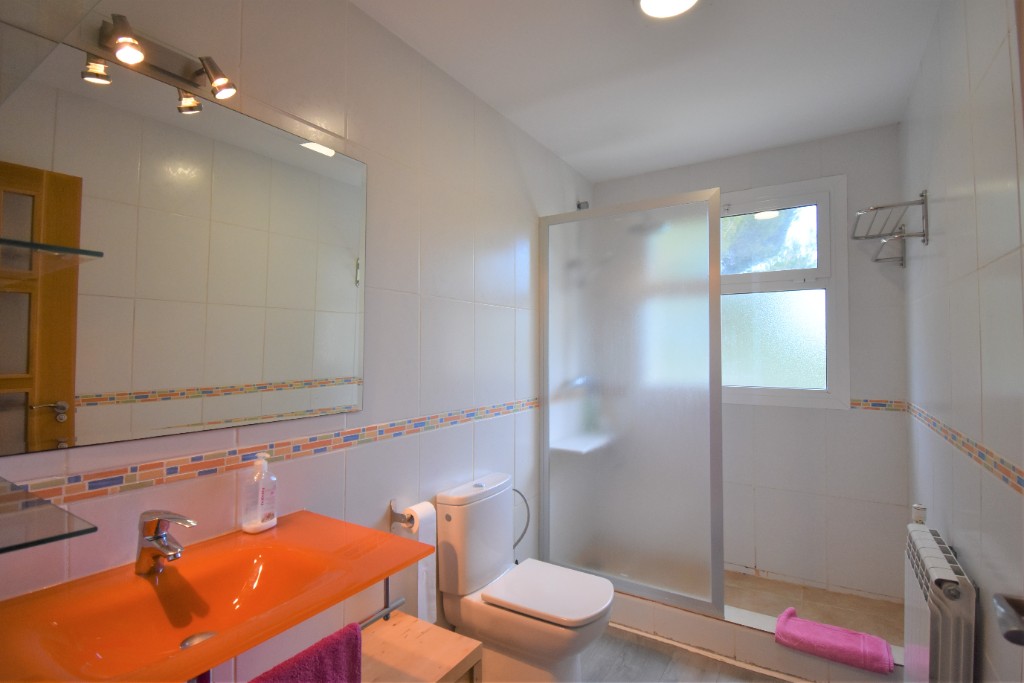 For sale - 4 Bedroom 2 Bathroom Villa in Pinar De Campoverde - Pinar De Campoverde  - Alicante