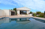 3-8074/79217, 4 Bedroom 2 Bathroom Villa in Pinar De Campoverde