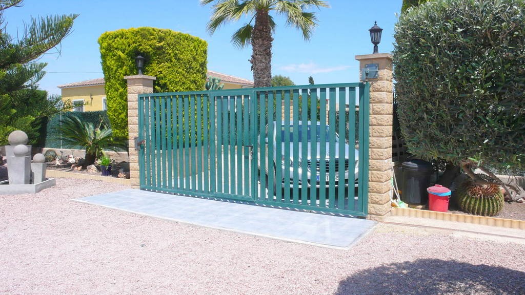 For sale - 3 Bedroom 3 Bathroom Village house in Alicante - Dolores  - Alicante