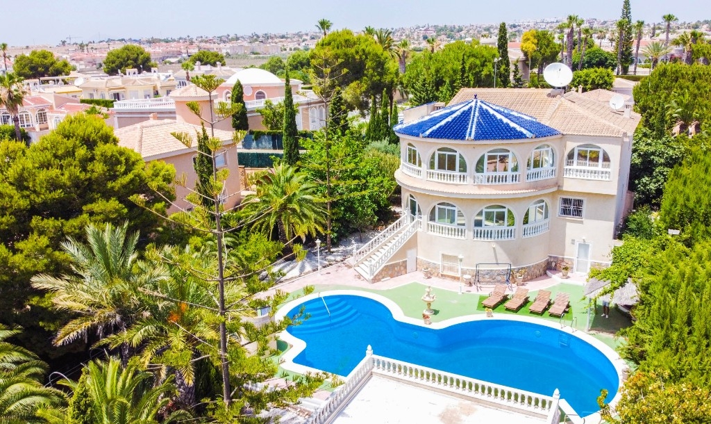 5 Bedroom 3 Bathroom Villa in Ciudad Quesada