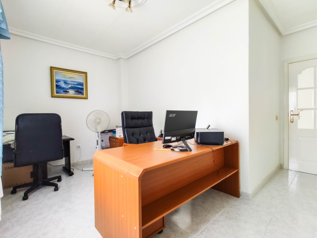 For sale - 5 Bedroom 3 Bathroom Villa in Ciudad Quesada - Ciudad Quesada  - Alicante