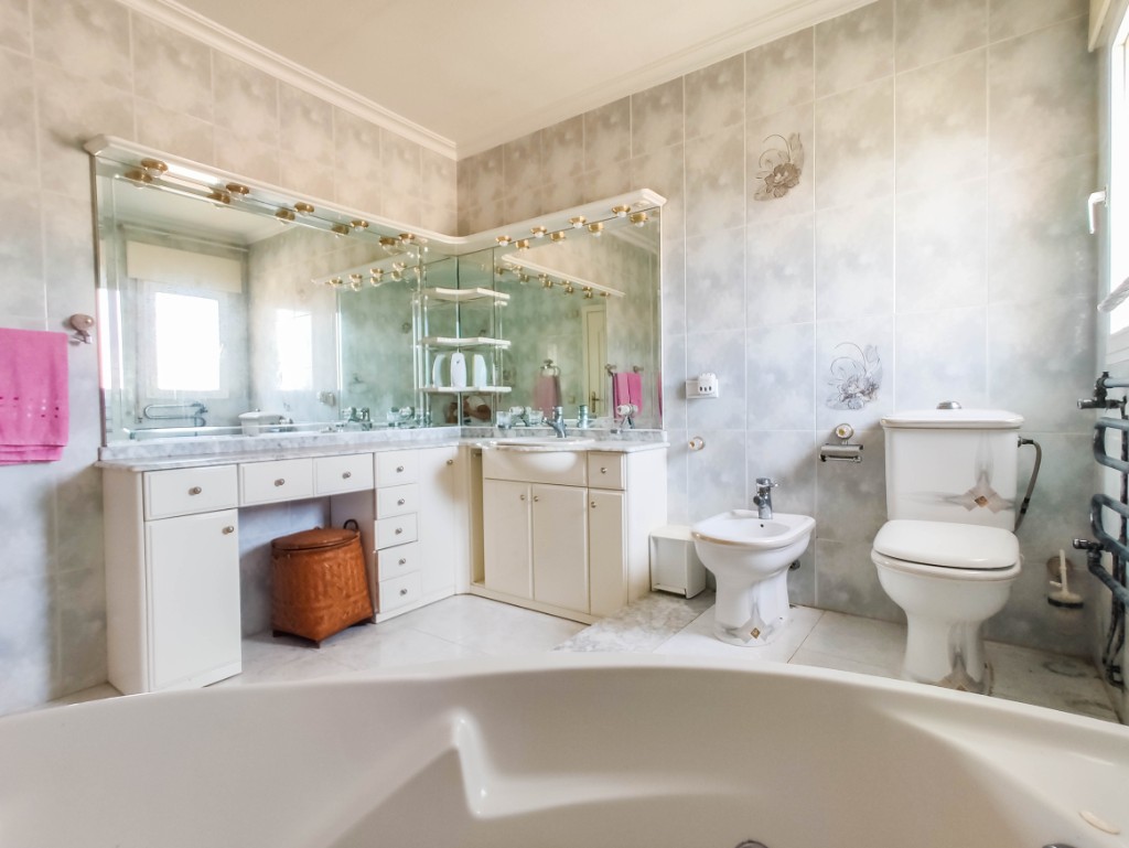 For sale - 5 Bedroom 3 Bathroom Villa in Ciudad Quesada - Ciudad Quesada  - Alicante