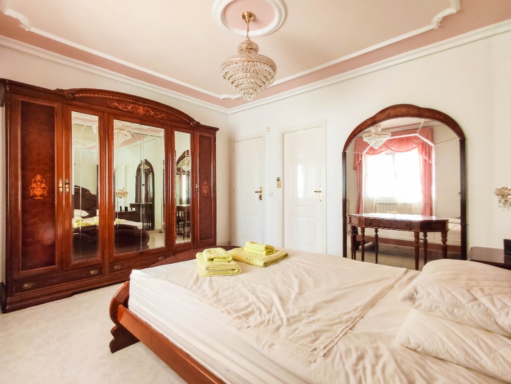 For sale - 5 Bedroom 3 Bathroom Villa in Ciudad Quesada - Ciudad Quesada  - Alicante