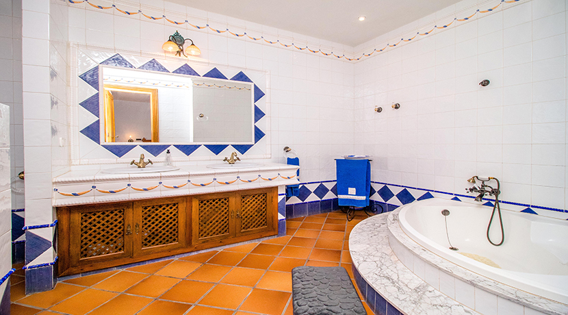 For sale - 4 Bedroom 3 Bathroom Villa in Pilar de la Horadada - Pilar de La Horadada  - Alicante