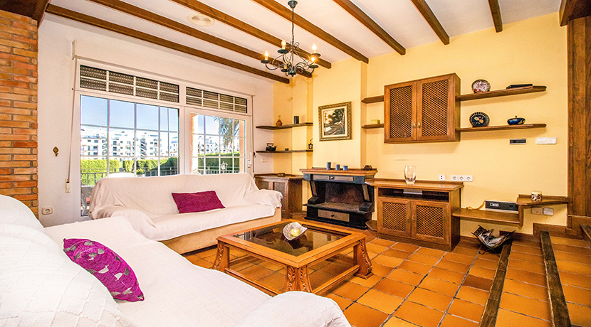 For sale - 4 Bedroom 3 Bathroom Villa in Pilar de la Horadada - Pilar de La Horadada  - Alicante