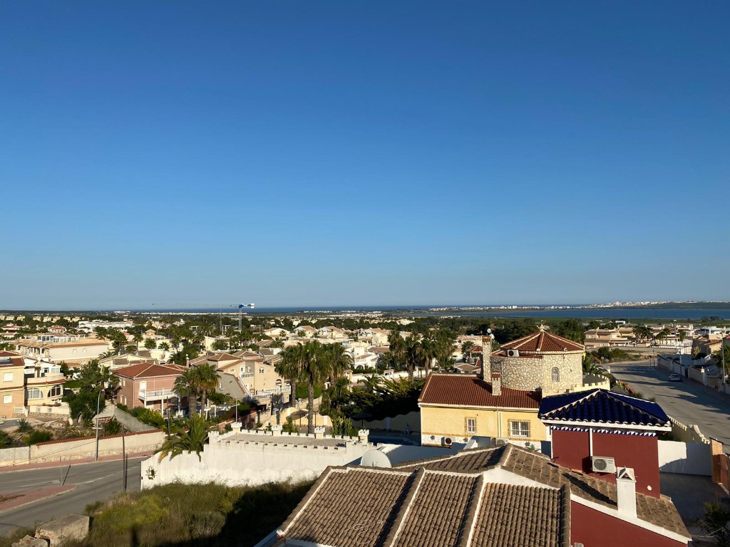 For sale - 3 Bedroom 3 Bathroom Villa in Ciudad Quesada - Rojales  - Alicante