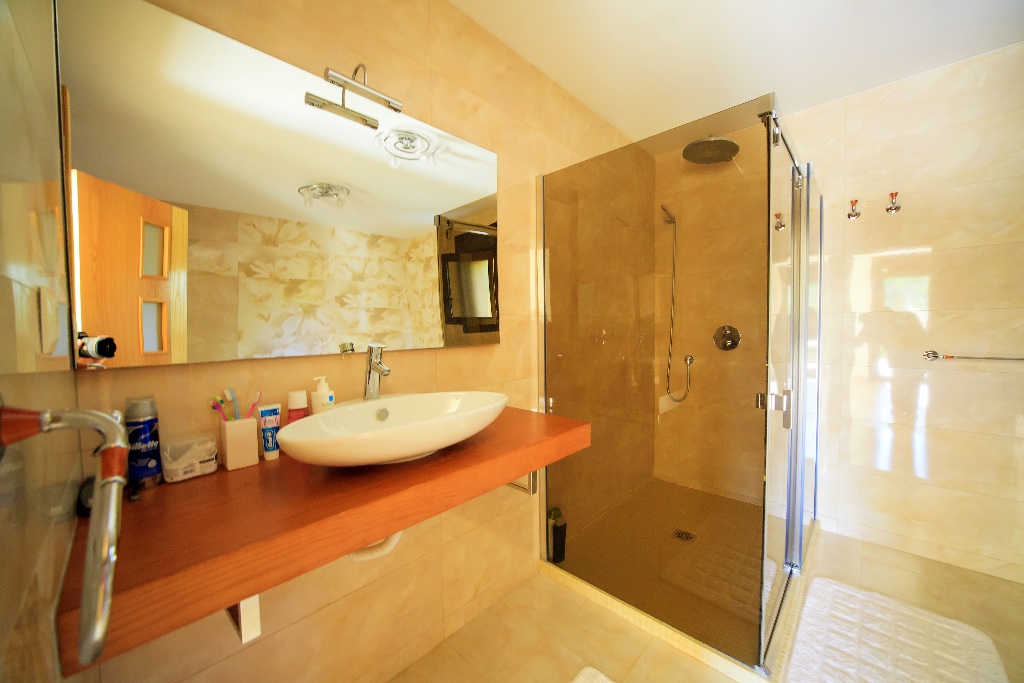For sale - 3 Bedroom 3 Bathroom Villa in Cabo Roig - Cabo Roig  - Alicante