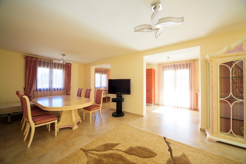 For sale - 3 Bedroom 3 Bathroom Villa in Cabo Roig - Cabo Roig  - Alicante