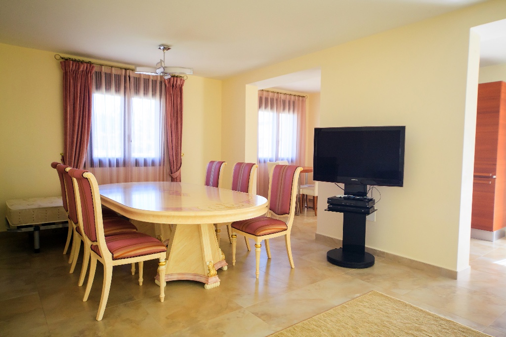 For sale - 3 Bedroom 3 Bathroom Villa in Cabo Roig - Cabo Roig  - Alicante