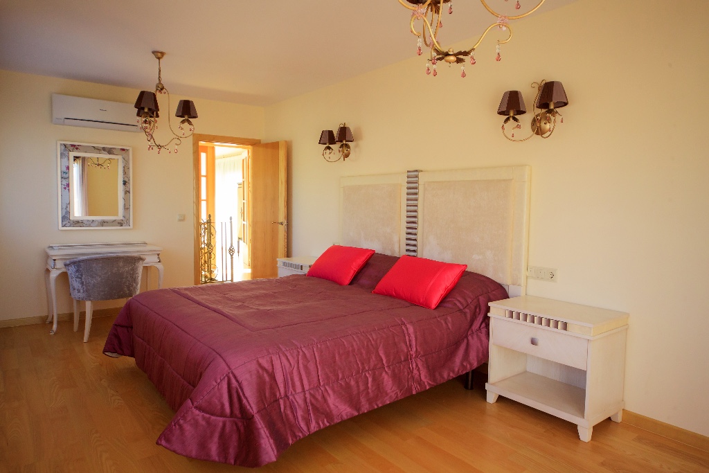 For sale - 3 Bedroom 3 Bathroom Villa in Cabo Roig - Cabo Roig  - Alicante