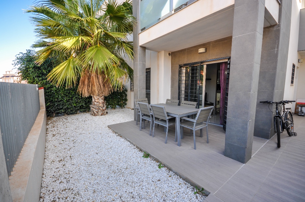 For sale - 2 Bedroom 2 Bathroom Apartament in Punta Prima - Punta Prima  - Alicante