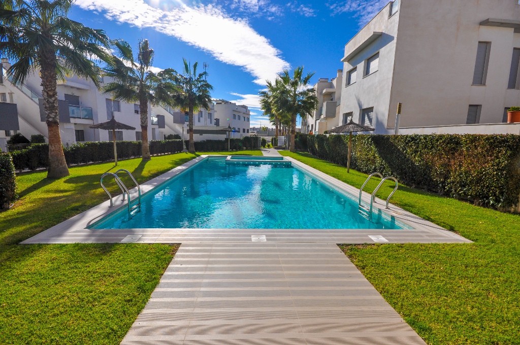 For sale - 2 Bedroom 2 Bathroom Apartament in Punta Prima - Punta Prima  - Alicante