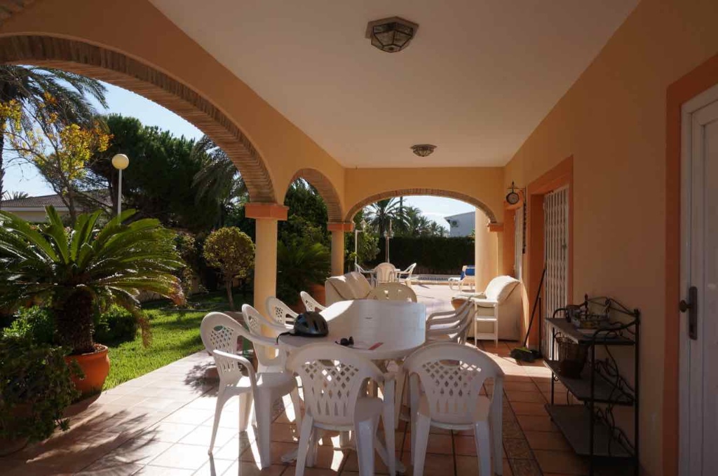 For sale - 7 Bedroom 4 Bathroom Villa in Cabo Roig - Cabo Roig  - Alicante