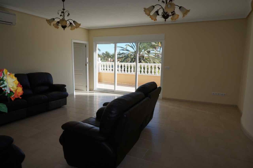 For sale - 7 Bedroom 4 Bathroom Villa in Cabo Roig - Cabo Roig  - Alicante