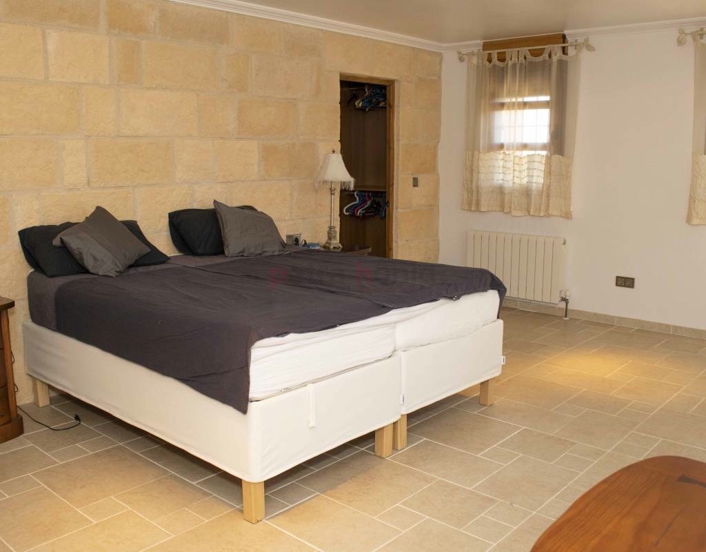 For sale - 5 Bedroom 4 Bathroom Villa in Ciudad Quesada - Ciudad Quesada  - Alicante