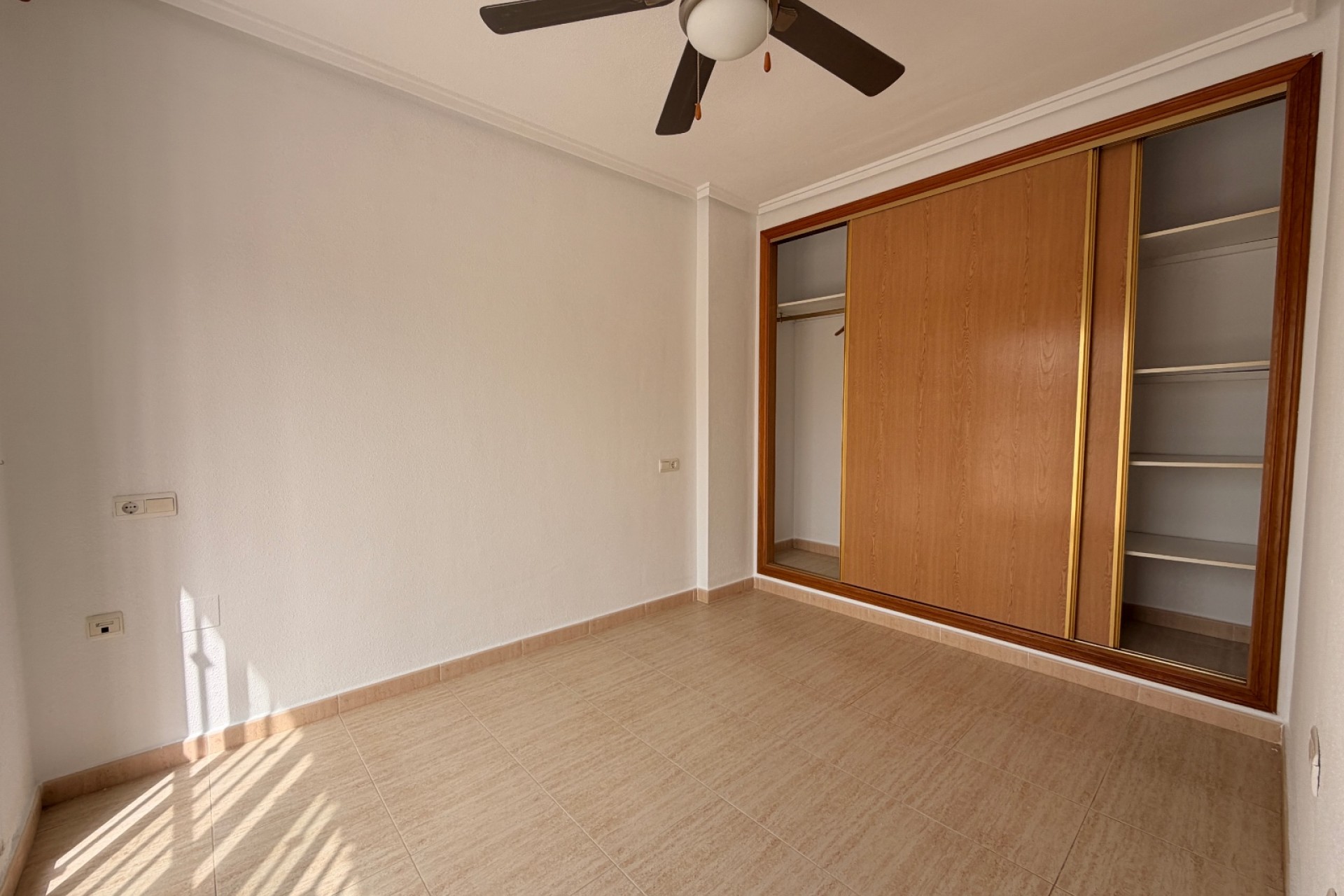 For sale - 3 Bedroom 2 Bathroom Villa Detached in Benimar - Benimar  - Alicante