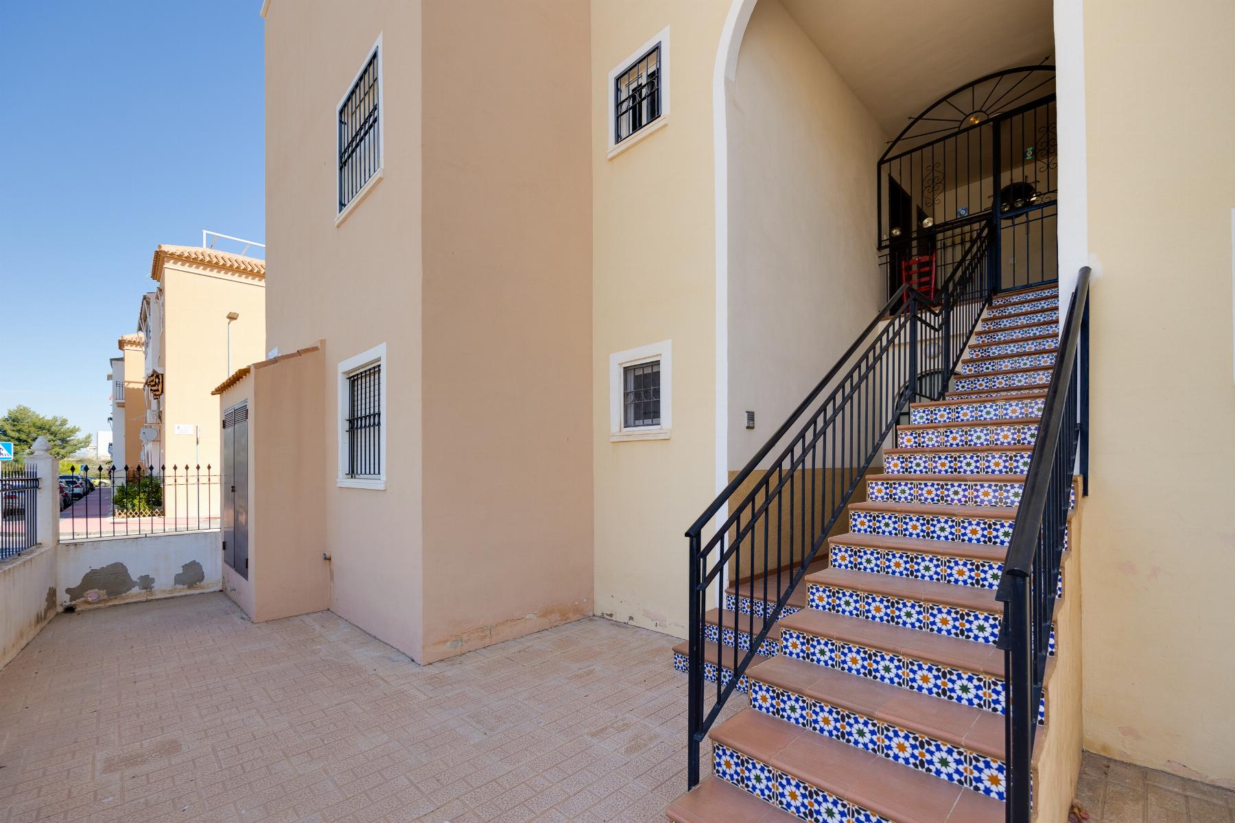 For sale - 2 Bedroom 1 Bathroom apartment in Torrevieja - playa de los naufragos  - Alicante