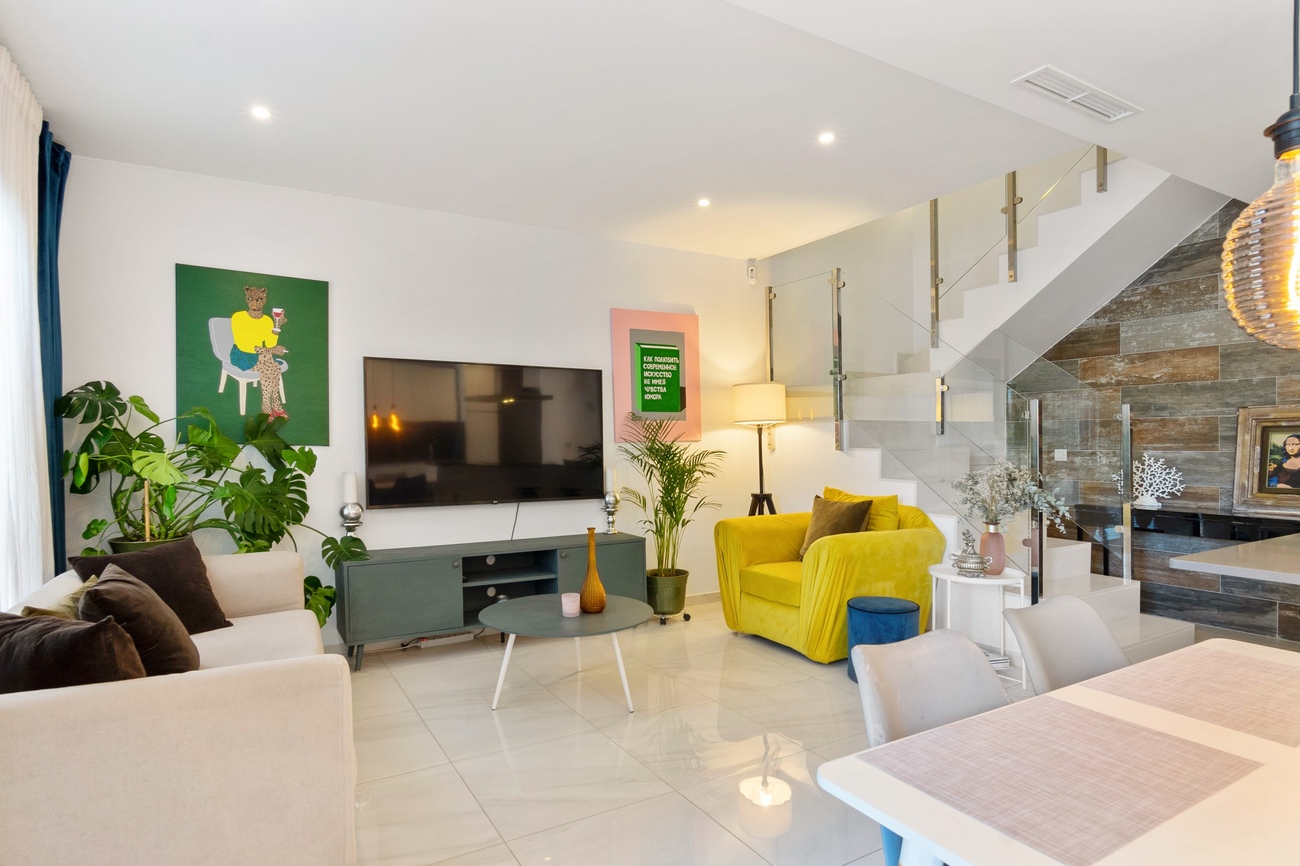 For sale - 3 Bedroom 3 Bathroom Town House in Villamartin - Costa Blanca  - Alicante