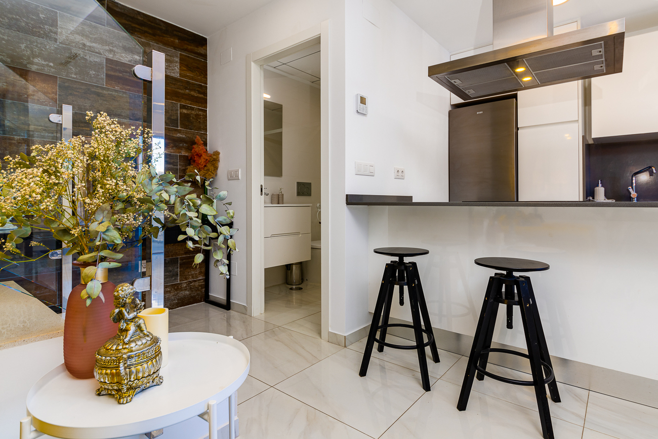 For sale - 3 Bedroom 3 Bathroom Town House in Villamartin - Costa Blanca  - Alicante