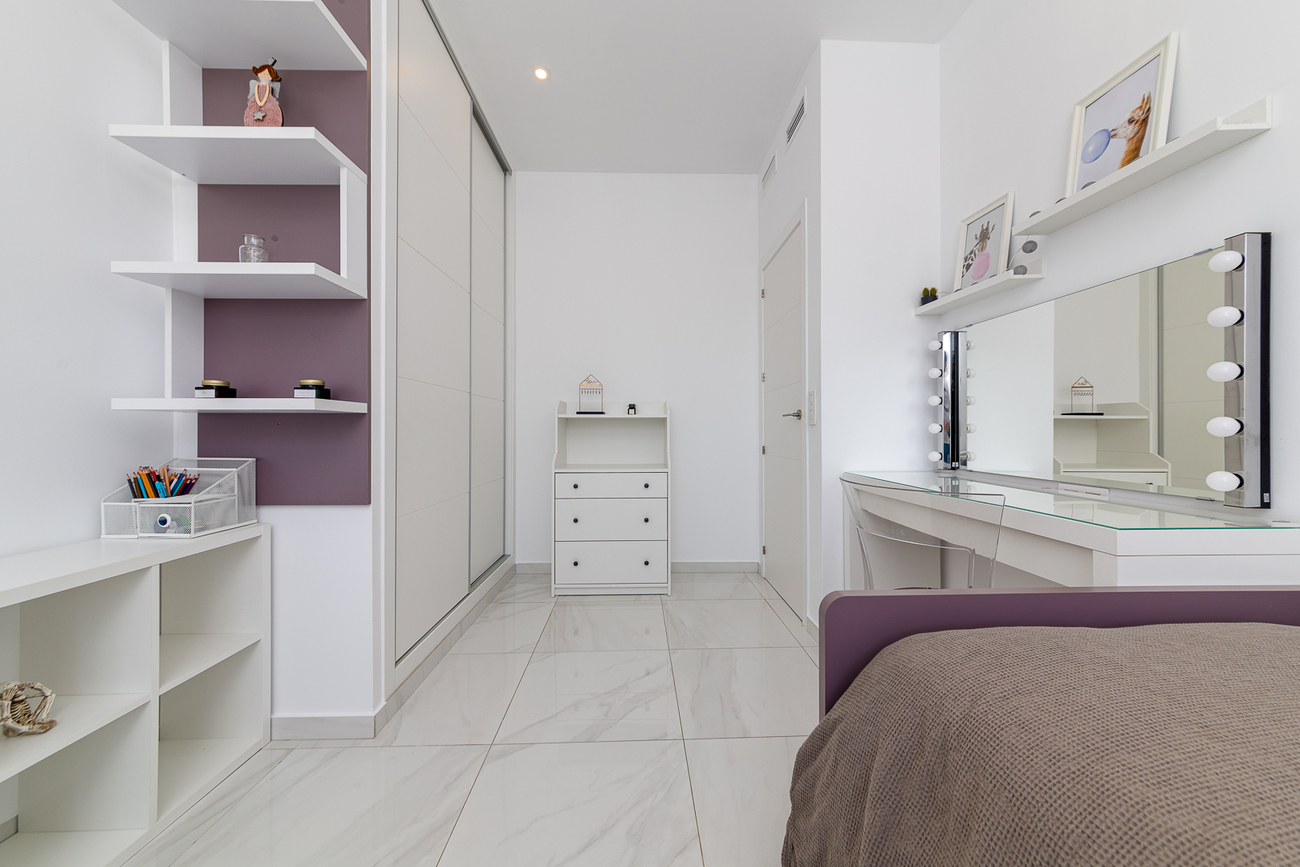 For sale - 3 Bedroom 3 Bathroom Town House in Villamartin - Costa Blanca  - Alicante