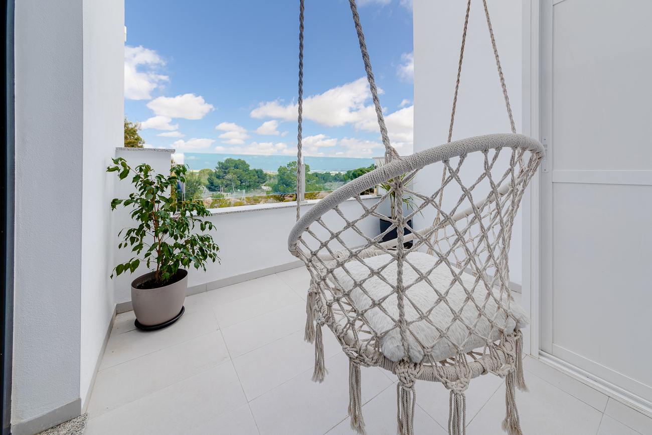 For sale - 3 Bedroom 3 Bathroom Town House in Villamartin - Costa Blanca  - Alicante