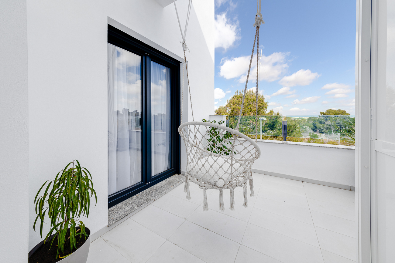 For sale - 3 Bedroom 3 Bathroom Town House in Villamartin - Costa Blanca  - Alicante