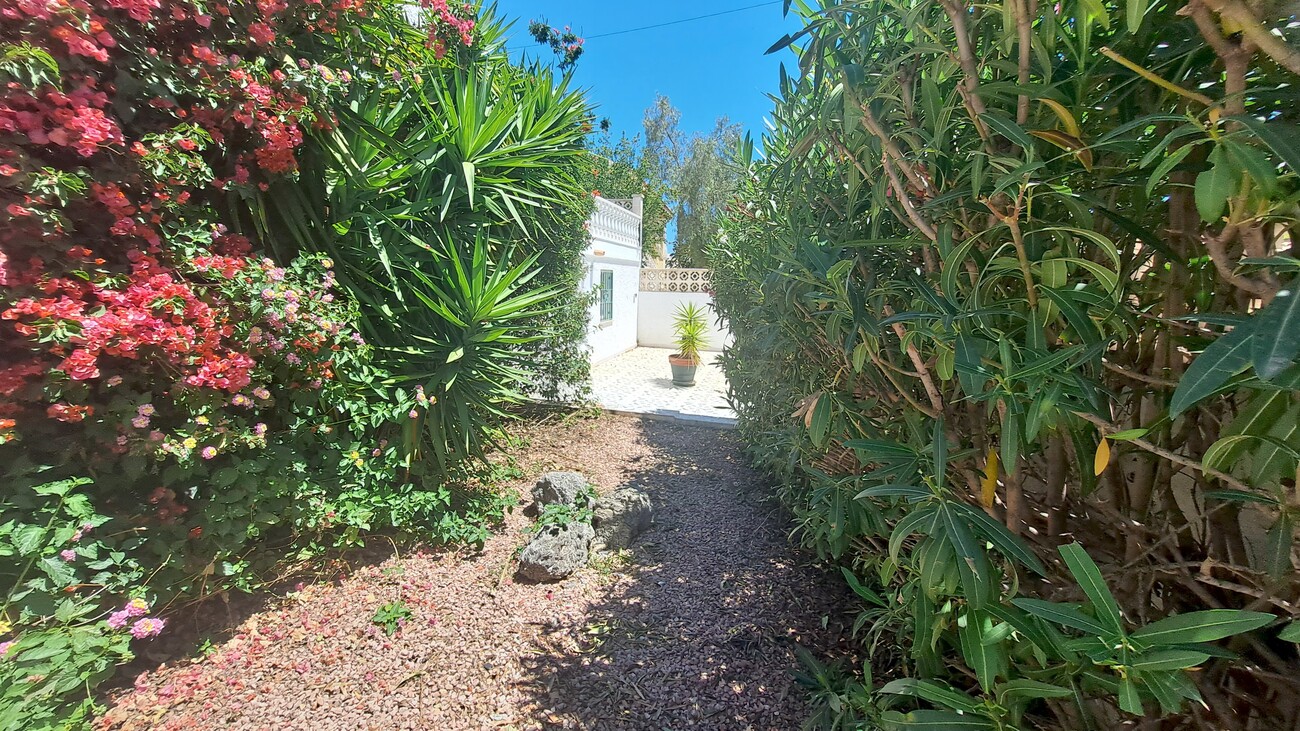 For sale - 3 Bedroom 2 Bathroom Villa in Villamartin - Blue Lagoon  - Alicante