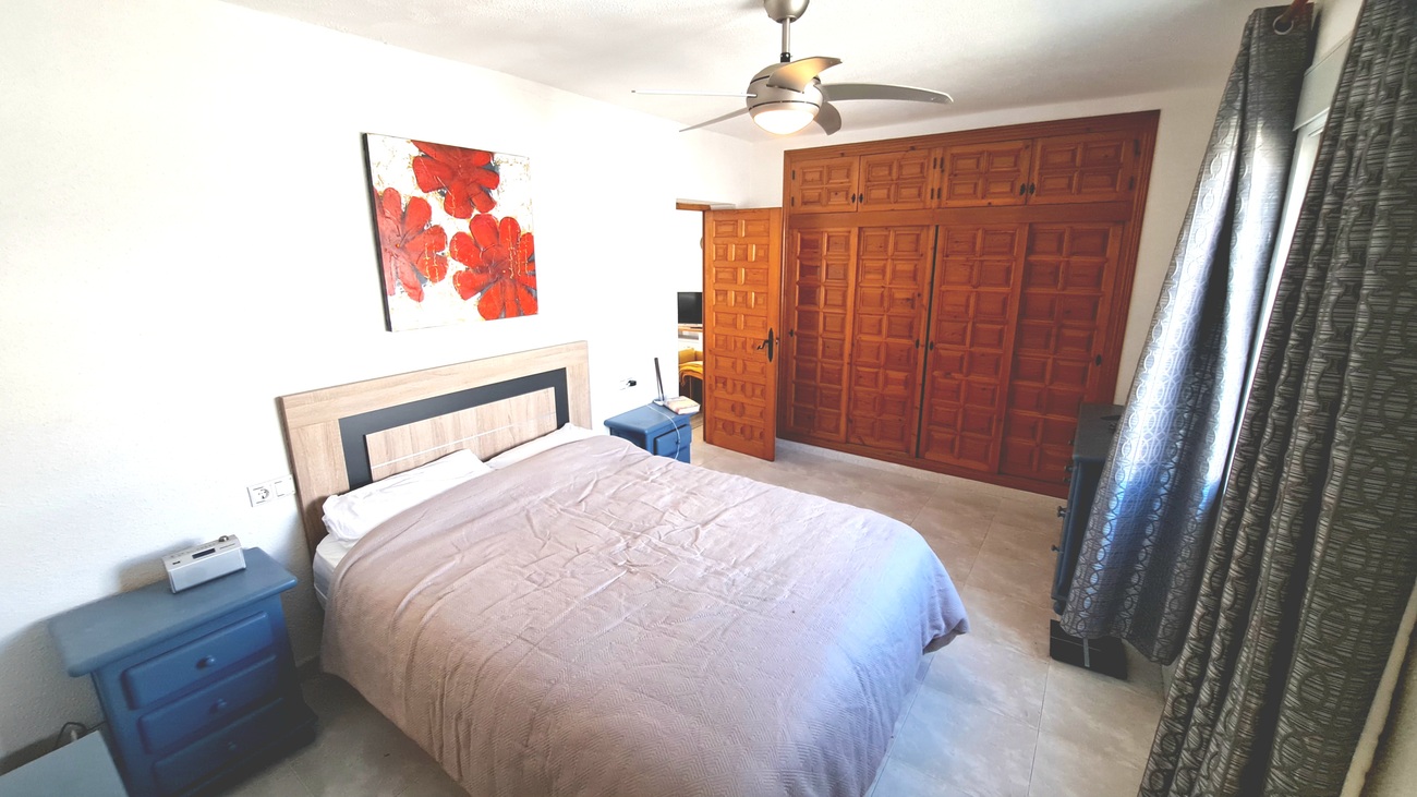 For sale - 3 Bedroom 2 Bathroom Villa in Villamartin - Blue Lagoon  - Alicante