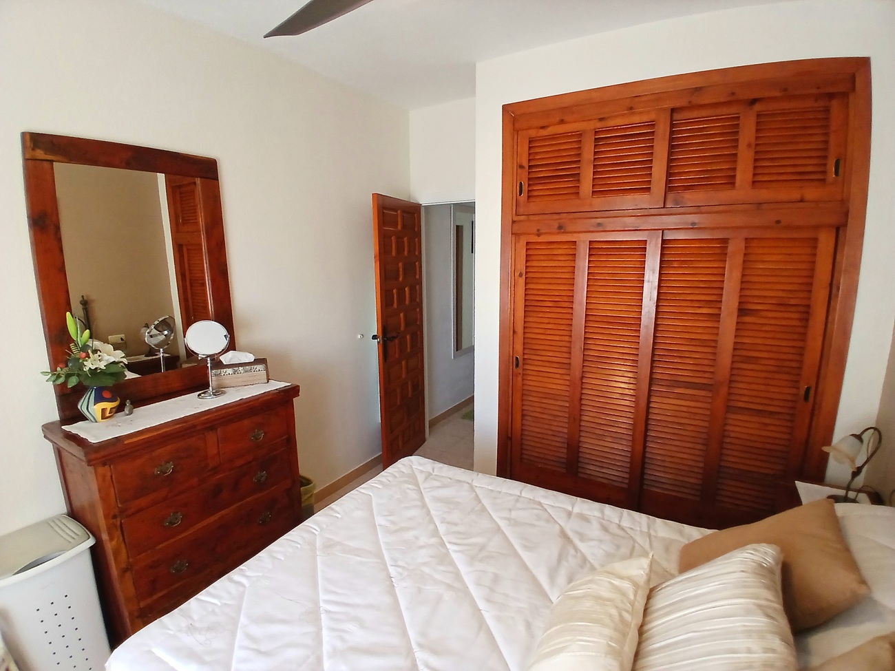 For sale - 3 Bedroom 4 Bathroom Villa in Villamartin - El Presidente  - Alicante