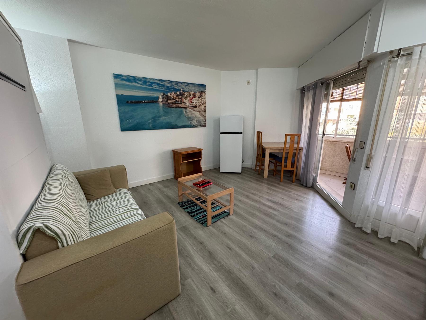 For sale - 1 Bathroom Estudio in Torrevieja - Playa de Los Locos-Curva del Palangre  - Alicante