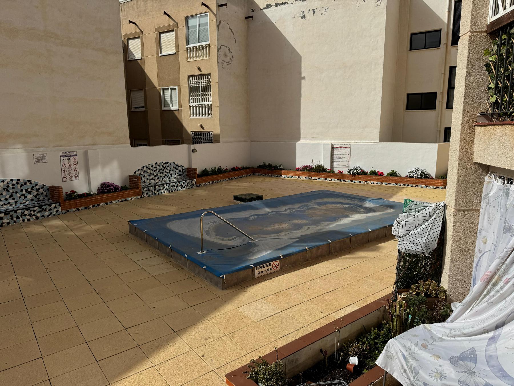 For sale - 1 Bathroom Estudio in Torrevieja - Playa de Los Locos-Curva del Palangre  - Alicante
