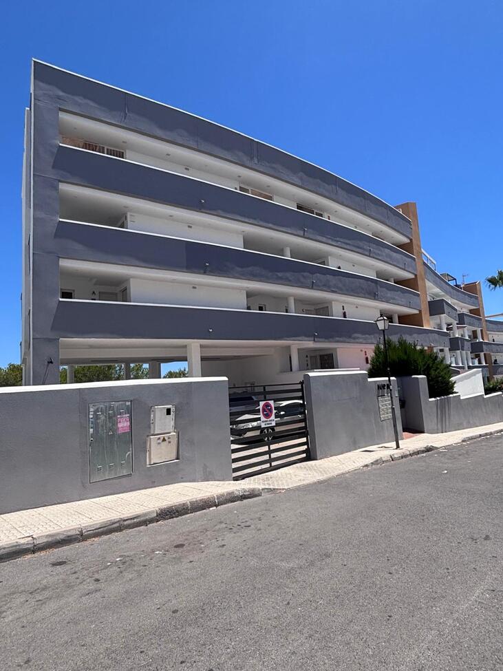 For sale - 2 Bedroom 2 Bathroom Apartment in Villamartin - La Fuente  - Alicante