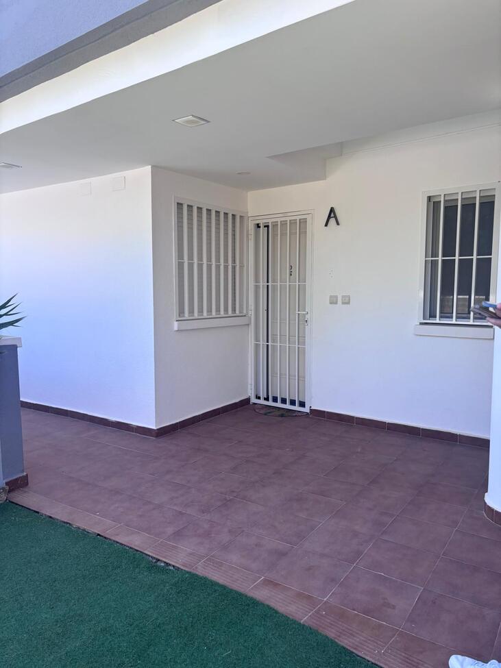 For sale - 2 Bedroom 2 Bathroom Apartment in Villamartin - La Fuente  - Alicante