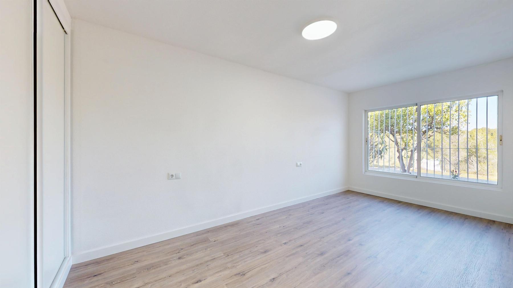 For sale - 2 Bedroom 1 Bathroom Bungalow in Orihuela Costa - Villamartin  - Alicante